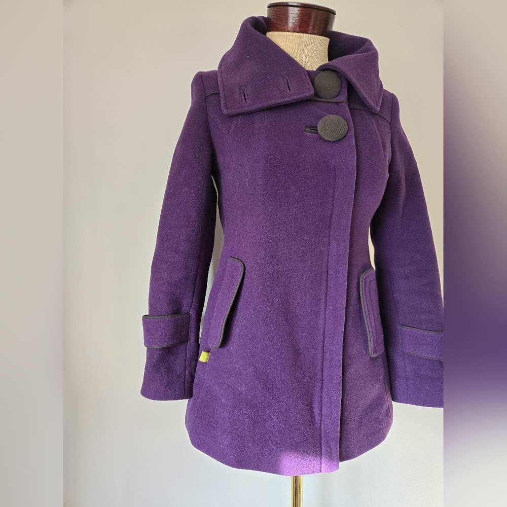 SOIA & KYO Purple Wool Blend thigh length Coat with Oversized buttons . Size XS - Picture 2 of 16